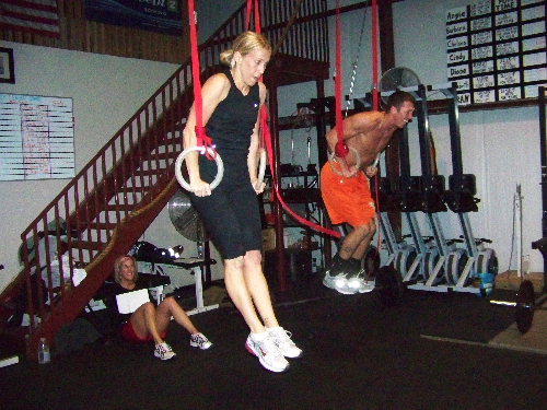 Paige & Brody (Ring dips)
