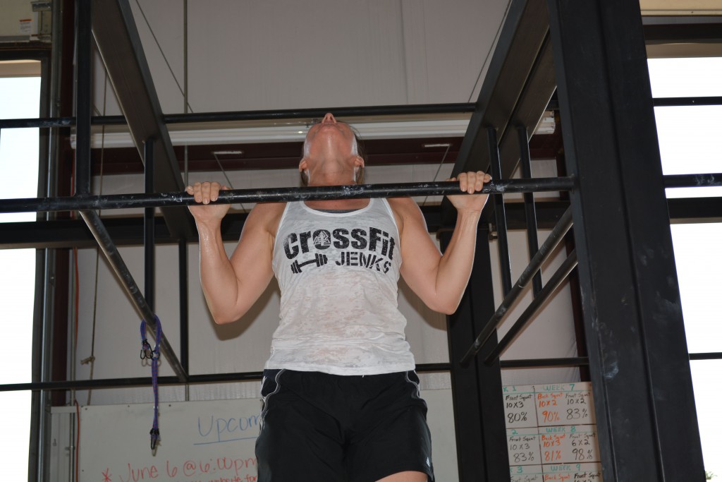 Lisa (chest to bar)